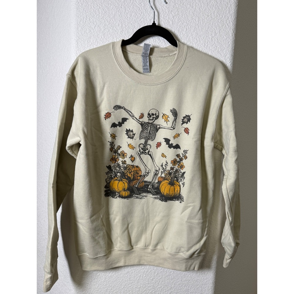 Gildan Heavy Blend Sand Skeleton Pumpkin Halloween Graphic Sweatshirt S Spooky